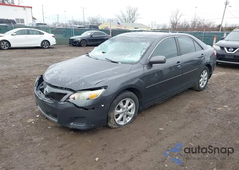 2011 Toyota Camry Le from USA, damaged, VIN 4T1BF3EK1BU582815
